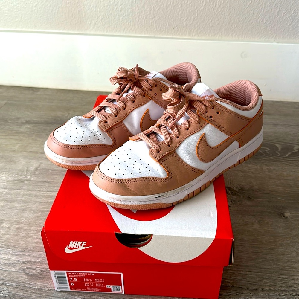 Nike dunk low rise whisper pink